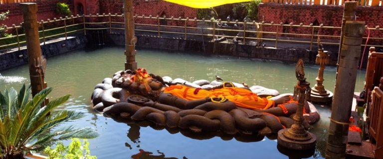 ಬುಧ ನೀಲಕಂಠನ ದರ್ಶಿಸಿದ್ದರೆ ನೇಪಾಳದ ರಾಜರಿಗೆ ಸಾವು..?
