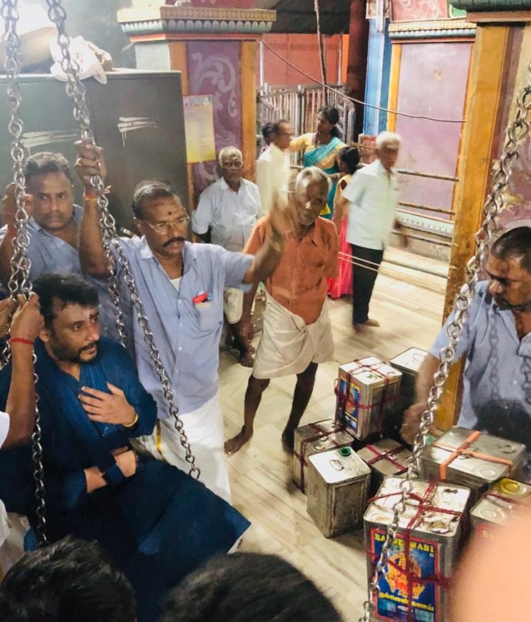 ಚಾಲೆಂಜಿಂಗ್ ಸ್ಟಾರ್ ದರ್ಶನ್ ತುಲಾಭಾರ..!