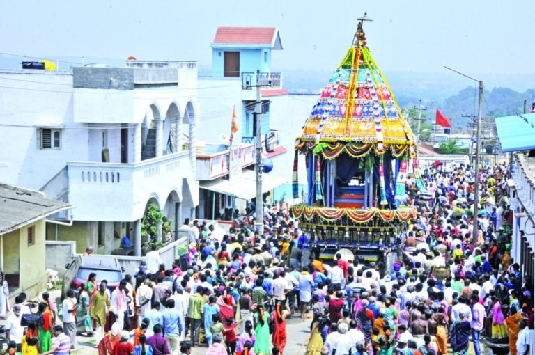 ಮೇಲುಕೋಟೆಯಲ್ಲಿ ವಿಶ್ವ ವಿಖ್ಯಾತ ವೈರಮುಡಿ ಉತ್ಸವ..